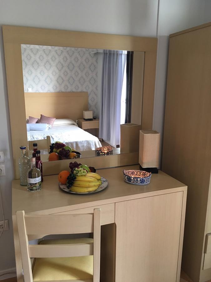 Aphrodite Hotel Syros Кинион Экстерьер фото