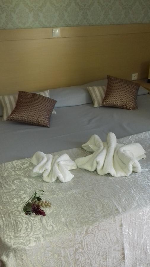 Aphrodite Hotel Syros Кинион Экстерьер фото