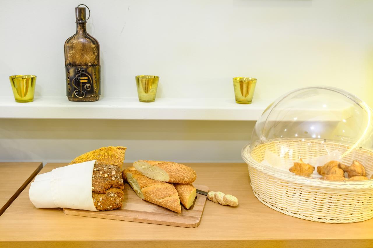 Aphrodite Hotel Syros Кинион Экстерьер фото