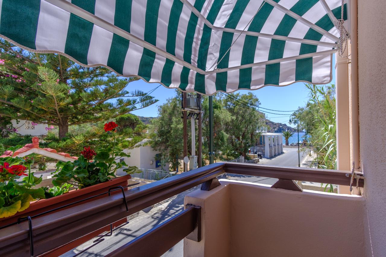Aphrodite Hotel Syros Кинион Экстерьер фото